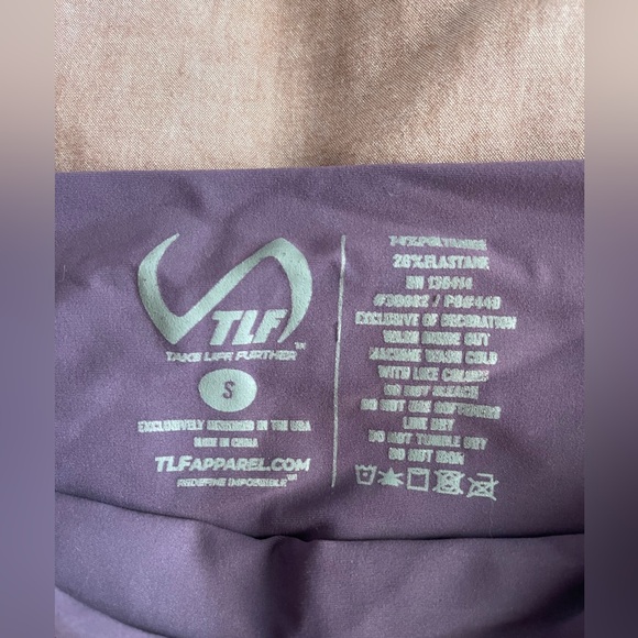 Purple TLF sports leggings! Great condition!! - Picture 2 of 6